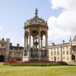 영국 케임브리지대학교 트리니티 칼리지(Trinity College Cambridge)의 그레이트 코트 전경